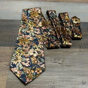 Oscar de la Renta Floral Tie Pink Tan Yellow Blue Silk Formal Career Office Wear